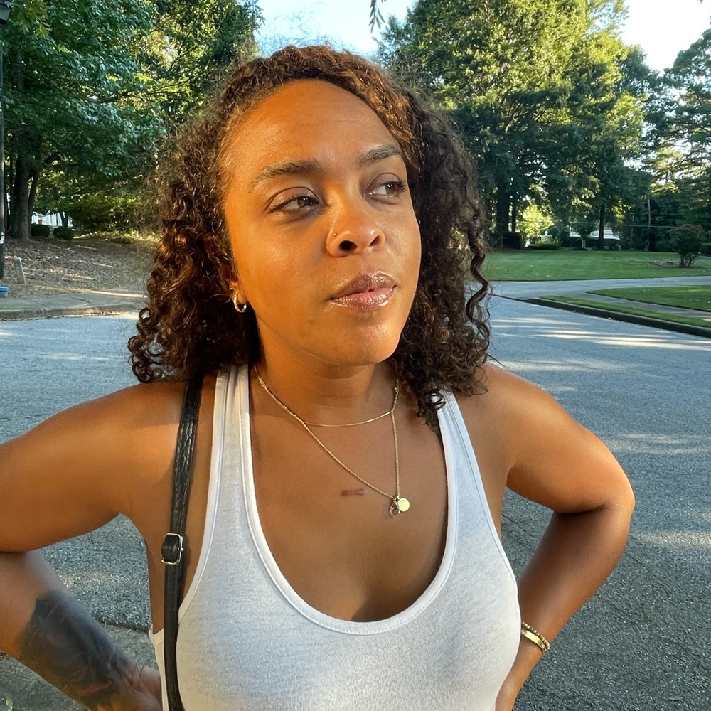 Meet your Posher, Jenifer